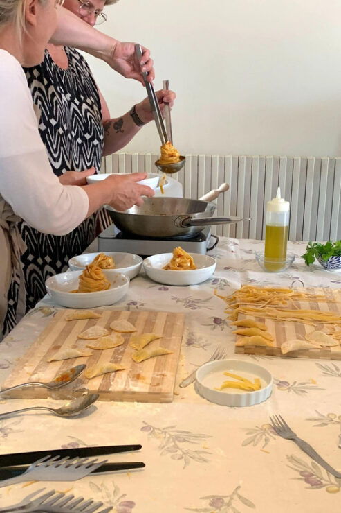 Vinci: Cooking Class of Local Food in a Tuscan Farm - Culinary Experience