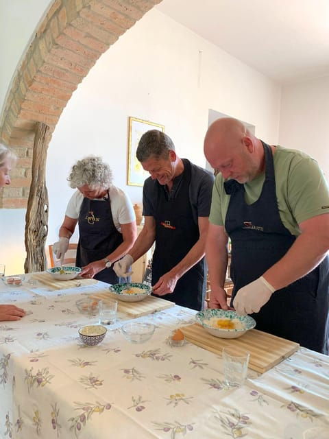 Vinci: Cooking Class of Local Food in a Tuscan Farm - Highlights and Activities