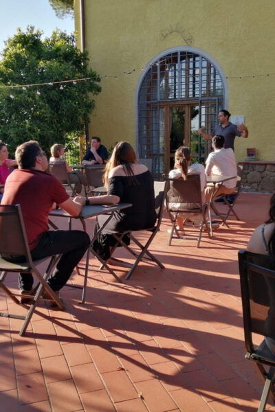 Vinci: Homemade Dinner and Oil Tasting Tour in a Tuscan Farm - Savor the Tuscan Flavors