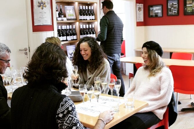 Vineyard & Cheesemaker Bus Tour of Sussex - Common Questions