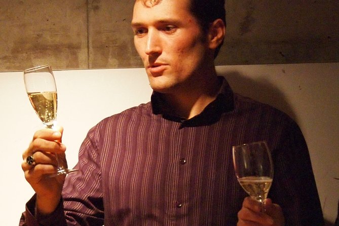 Vineyard Walking Tour & 5 Champagnes Tasting - Booking and Cancellation Policies