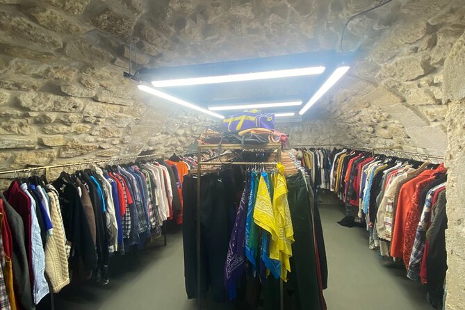 Vintage Shopping Tour in Paris With a Guide - Benefits of Booking a Guided Tour