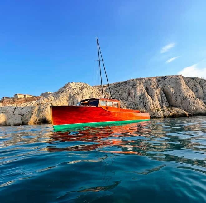Vintage sunset boat tour of Marseille - small groups (2h) - An In-Depth Look at the Experience