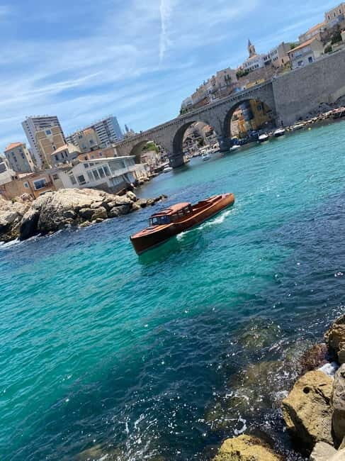 Vintage sunset boat tour of Marseille - small groups (2h) - FAQ