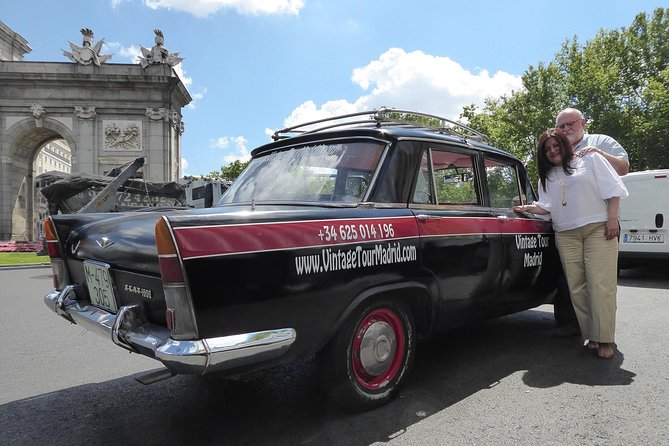 Vintage Tour Madrid Taxi 1500 - Inclusions and Amenities