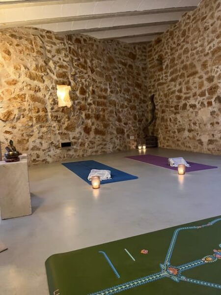 Vinyasa Yoga in Santanyí - Health Benefits
