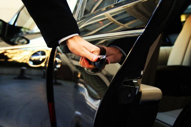 VIP Airport to Hotel Transfer With Orientation Tour - Overview of the VIP Airport Transfer Service