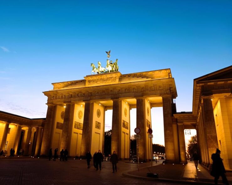 VIP Berlin Shore Excursion - Full-Day Tour With a Van - Itinerary Highlights