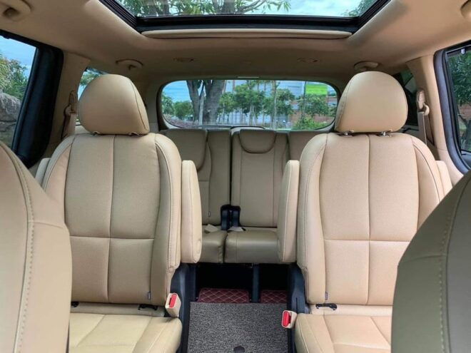 VIP Car Rental in Da Nang Hoi An - Luxury and Comfort Car - Luxury Sedans