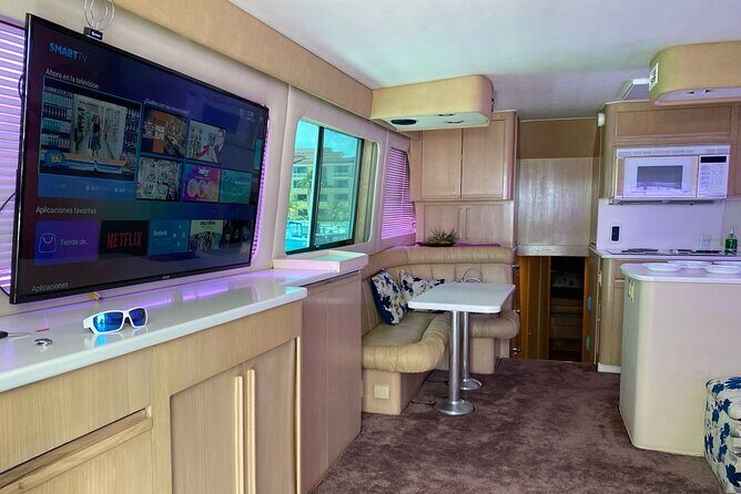 VIP Catamaran Yacht Rental in Cancun - FAQ