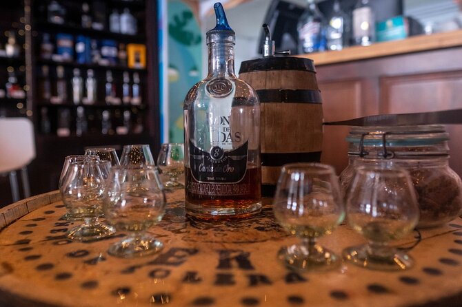 VIP Experience: Rum Tasting, Colombian Chocolates in Cartagena - Tour Highlights