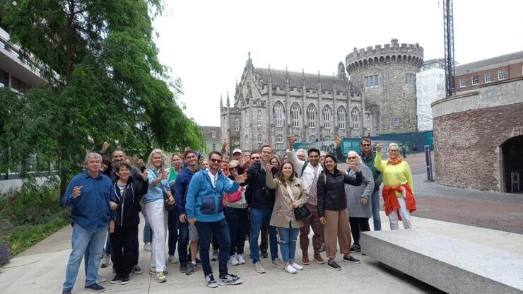VIP Irish Food & Drinks Tour With Jamesons Cocktail Demo - Highlights of the Itinerary