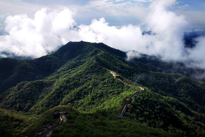 VIP Mutianyu Great Wall Tour: Expert Guide & Private Transfer - Authentic Insights from Reviews