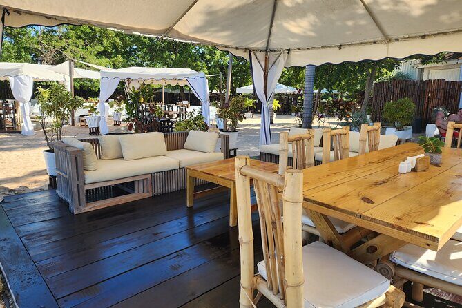 VIP Oceanfront Cabana at Bamboo Beach Club in Ocho Rios - FAQs