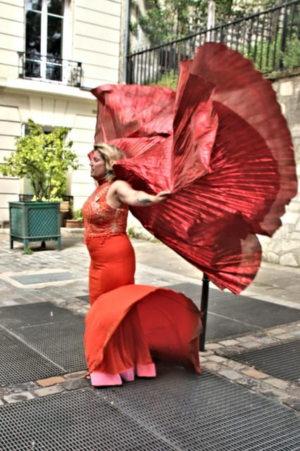 VIP Paris & Enchanted Montmartre by the Senses With Veronica - Customization and Personalization