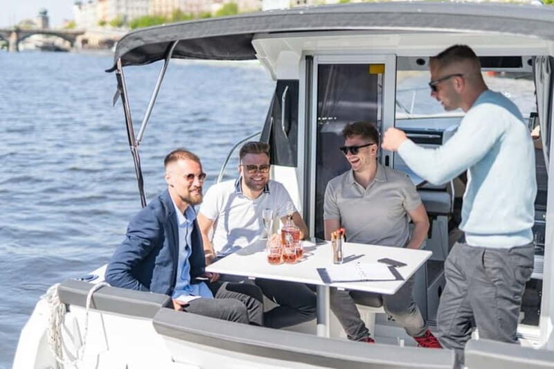 VIP Prague YachtBoat SPEED Experience: All-You-Can-Drink - Good To Know  
