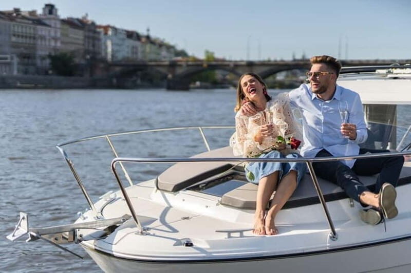 VIP Prague YachtBoat SPEED Experience: All-You-Can-Drink - FAQ  