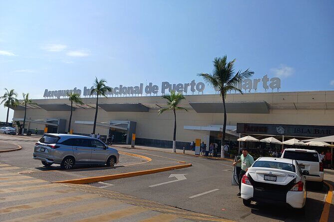 VIP Round Trip Transfer Puerto Vallarta Airport to Mismaloya Area - The Booking Process and Ease of Service