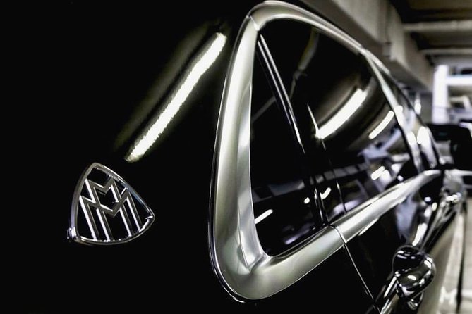 VIP Transfer From Schiphol Airport to Amsterdam City or Back to the Airport - Meeting, Pickup, and Additional Information