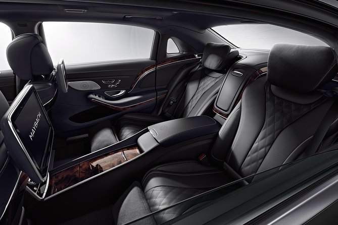 VIP Transfer From Schiphol Airport to Amsterdam City or Back to the Airport - Common Questions