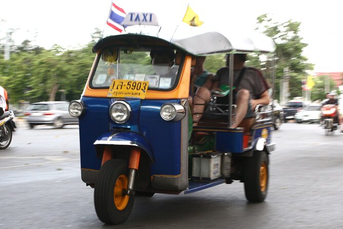 VIP Tuk Tuk Experience – STREET FOOD in KhaoSan Road Minimum 2 Pax - What Is the VIP Tuk Tuk Experience?