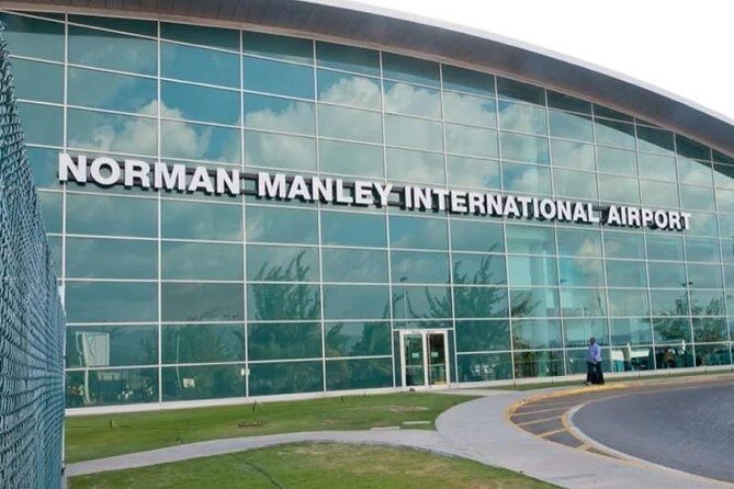 VIP***Private KINGSTON Airport Transfers to***OCHO RIOS**HOTELS** - Why Choose This Private Kingston to Ocho Rios Transfer?