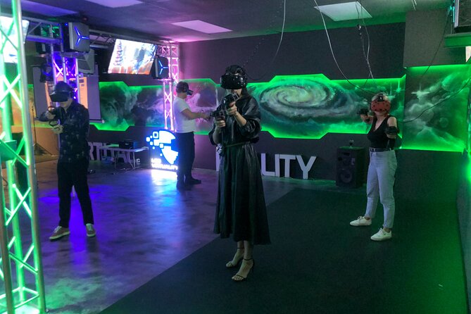 Virtual Reality (VR) Experience in Los Angeles - Wide Range of VR Games Available