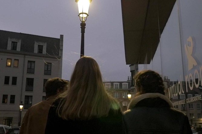 Virtual Room Bordeaux - 1st Team Virtual Reality Experience - Immerse Yourself in Thrilling Virtual Room Challenges