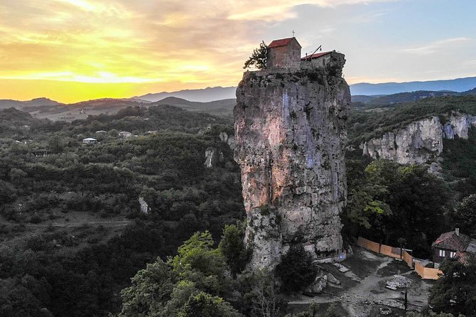 Virtual Tour to Georgia - Group Size and Cancellation Policy