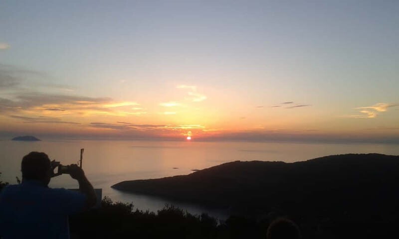 Vis: Historic Military Tour w/ Fort George Visit & Transfer - Why This Tour Stands Out