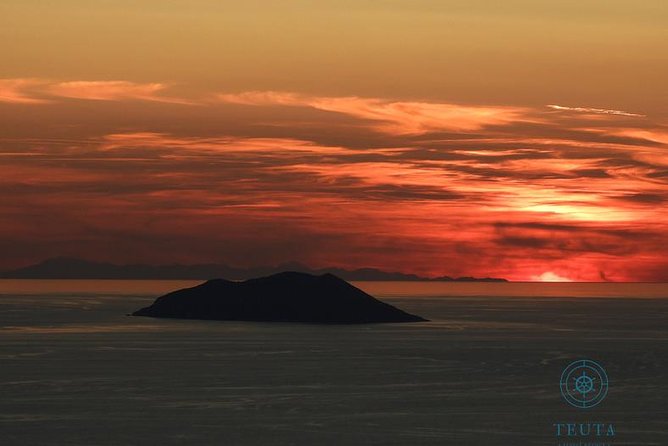 Vis Military Tour - Tour Description