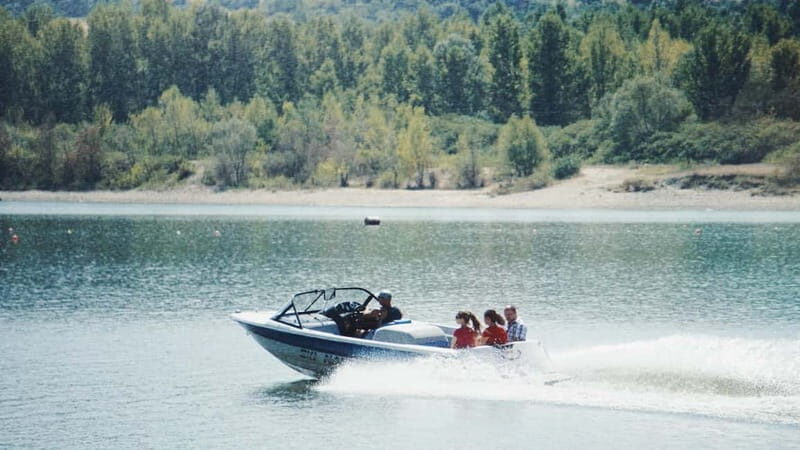 Visegrád: Private Cruise on the Danube River - An In-Depth Look at the Visegrád Private Speedboat Experience