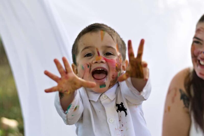 Viseu District: Romantic or Family Photoshoot Experience - Introducing the Viseu District Painting and Photoshoot Experience