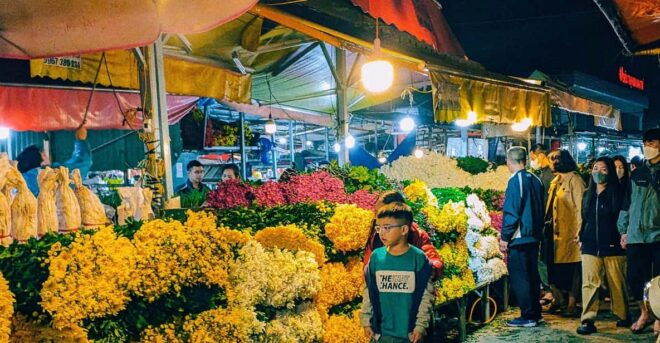 Visit 5 Districts & The Hidden Gems In Saigon By Motorbike - Cultural Insights and Experiences