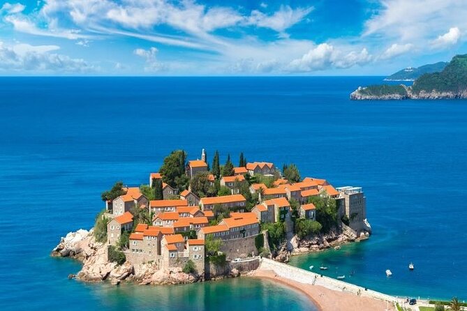Visit Albania From Dubrovnik - Maximum Travelers and Pickup Time