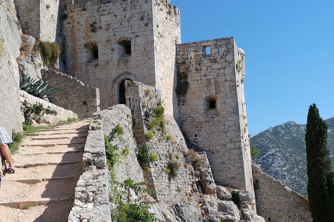 Visit Ancient Salona, Mighty Klis Fortress and Stella Croatica - Tour Details