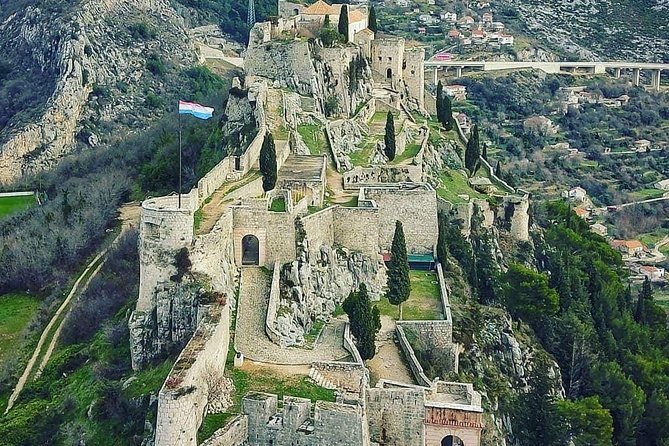 Visit Ancient Salona, Mighty Klis Fortress and Stella Croatica - Travel Experience