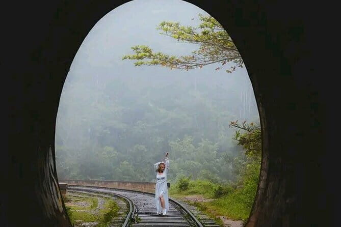 Visit Around Ella with diyaluma falls - An In-Depth Look at the Itinerary