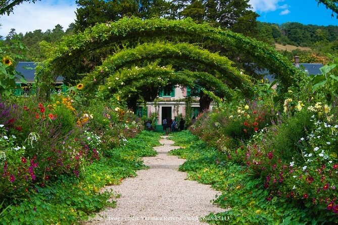 Visit Claude Monets House: Giverny Private Day Trip From Paris - Inclusions