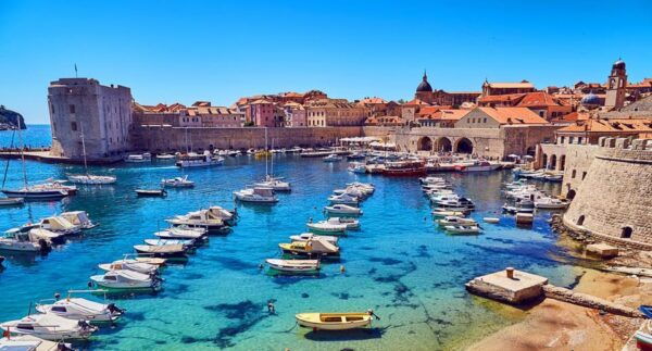 Visit Dubrovnik From Split, Private Tour - Exploring Dubrovnik Old Town