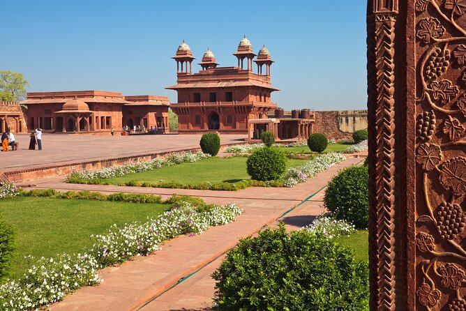 Visit Fatehpur Sikri and Chand Baori With Jaipur Drop From Agra. - Local Attractions Visited