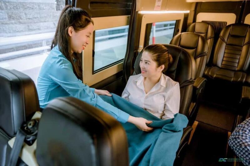 Visit Ha Long - "a wonder of the world" from Ha Noi or back - Exploring Ha Long Bay: A Practical Guide to the Direct Bus Experience from Hanoi