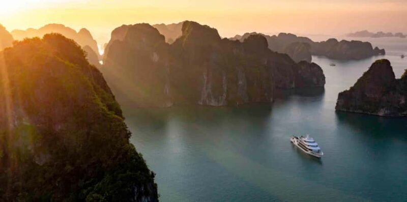 Visit Ha Long - "a wonder of the world" from Ha Noi or back - Who Is This Experience Best For?