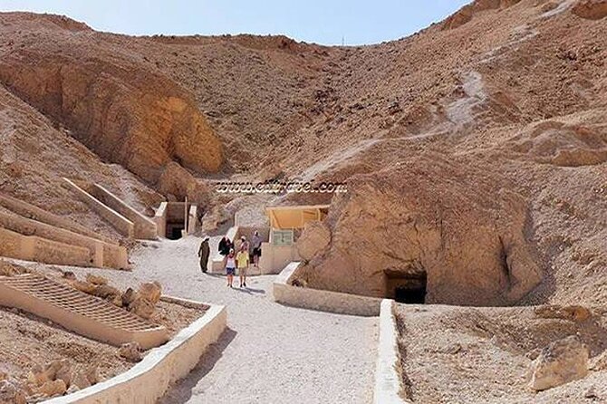 Visit Habu Temple, Valley of the Queens & Deir El-Medina - Good To Know
