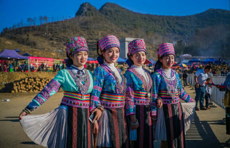 Visit Hmong Villages & Discover Luang Prabang by Tuk-Tuk - Exploring Luang Prabang & Its Surroundings by Tuk-Tuk
