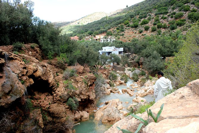 Visit Imouzzer - Booking Confirmation and Flexibility