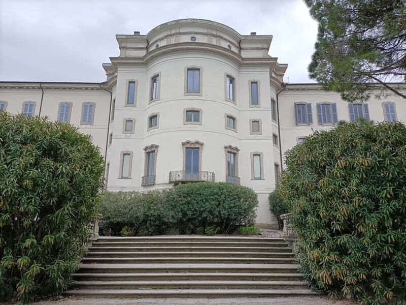 Visit Isole Borromee: Hop-on Hop-off Tour to Isola Bella - FAQs