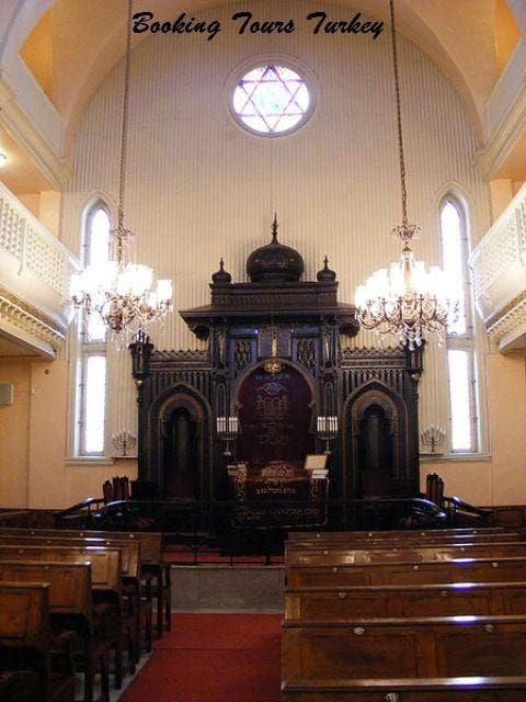 Visit Jewish Landmarks in Istanbul - Galata Neighbourhood and Synagogues