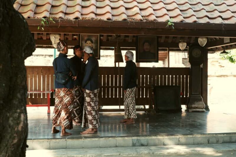 Visit Kotagede: Journey Through the Living Culture - Authentic Interactions and Insightful Narratives