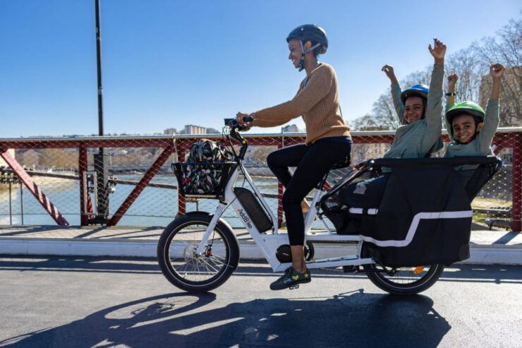 Visit Lille Area by Electric Cargo Bike - Activity Details